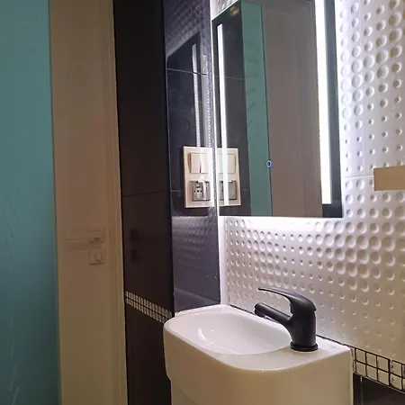 Lägenhet Azyl